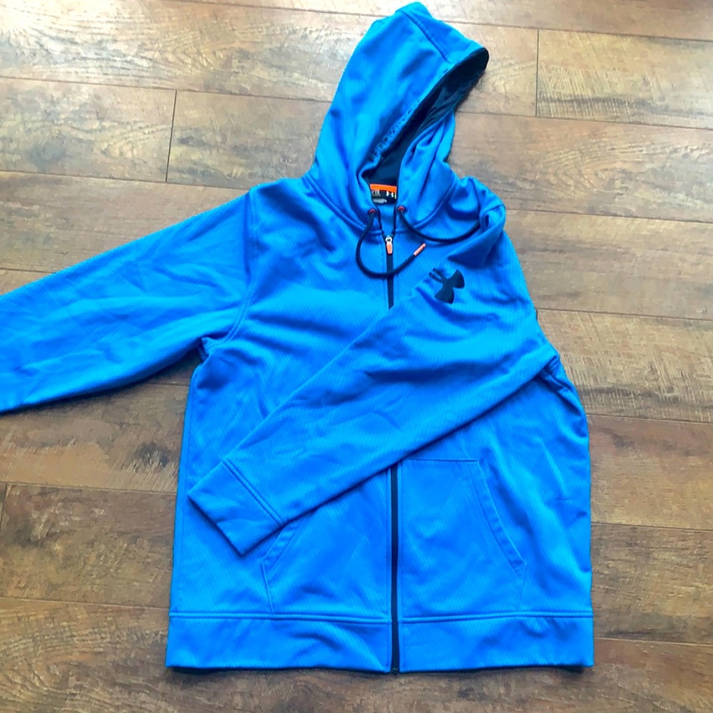 Men’s Underarmour zip-up hoodie